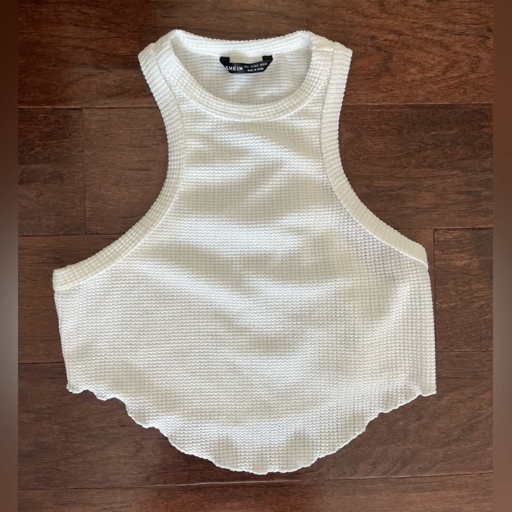 ❤️4 for $28 white halter waffle tank